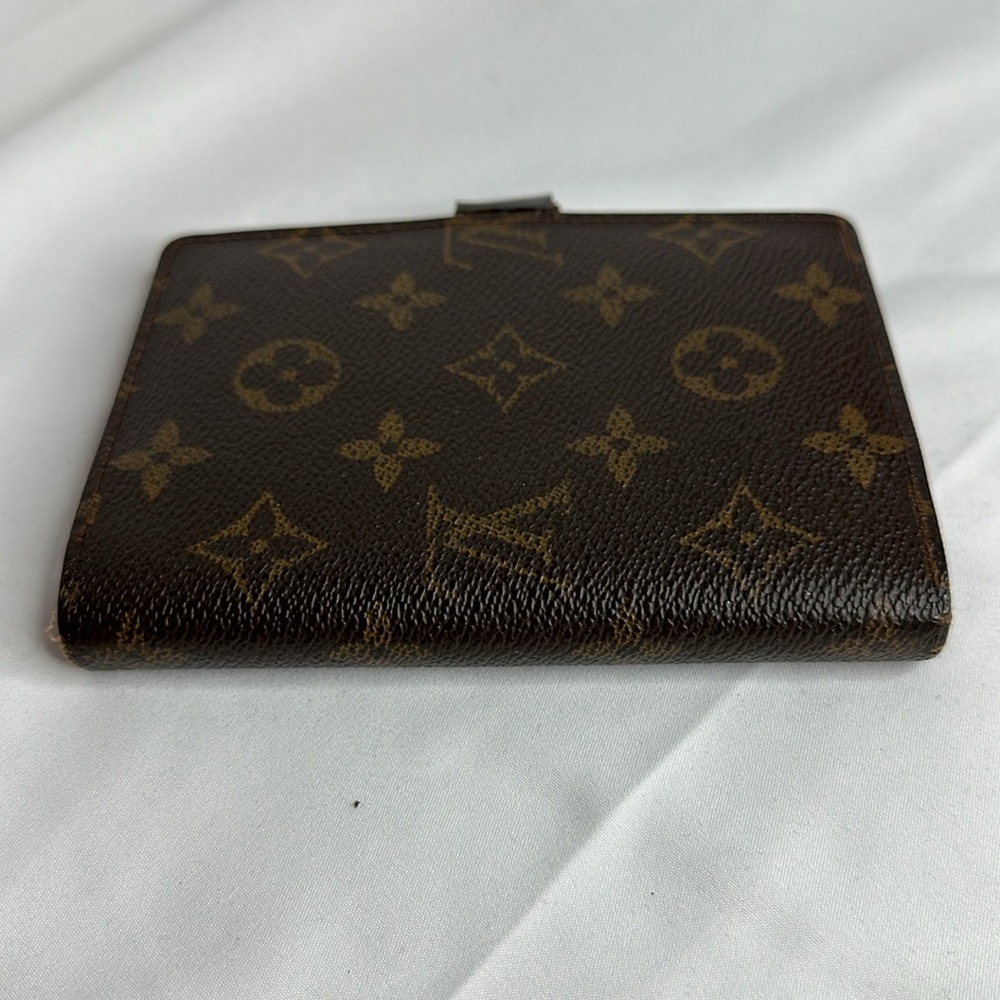 Louis Vuitton Monogram Couverture Passport Pocket Agenda Wallet - Picture 13 of 15